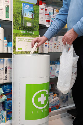 Contenedor en farmacias para depositar los residuos de fármacos